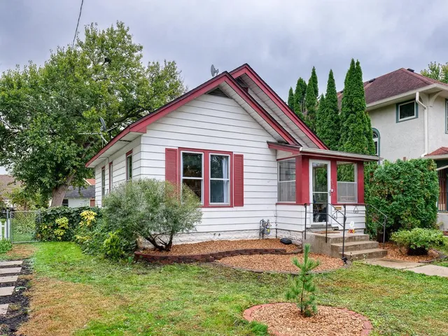 $3,000 | 43-xx 43-xx Harriet, Minneapolis, MN 55409