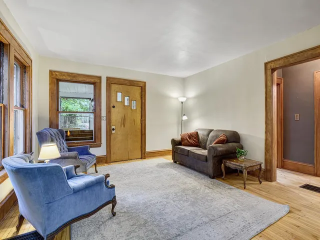 $3,000 | 43-xx 43-xx Harriet, Minneapolis, MN 55409