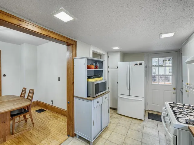 $3,000 | 43-xx 43-xx Harriet, Minneapolis, MN 55409