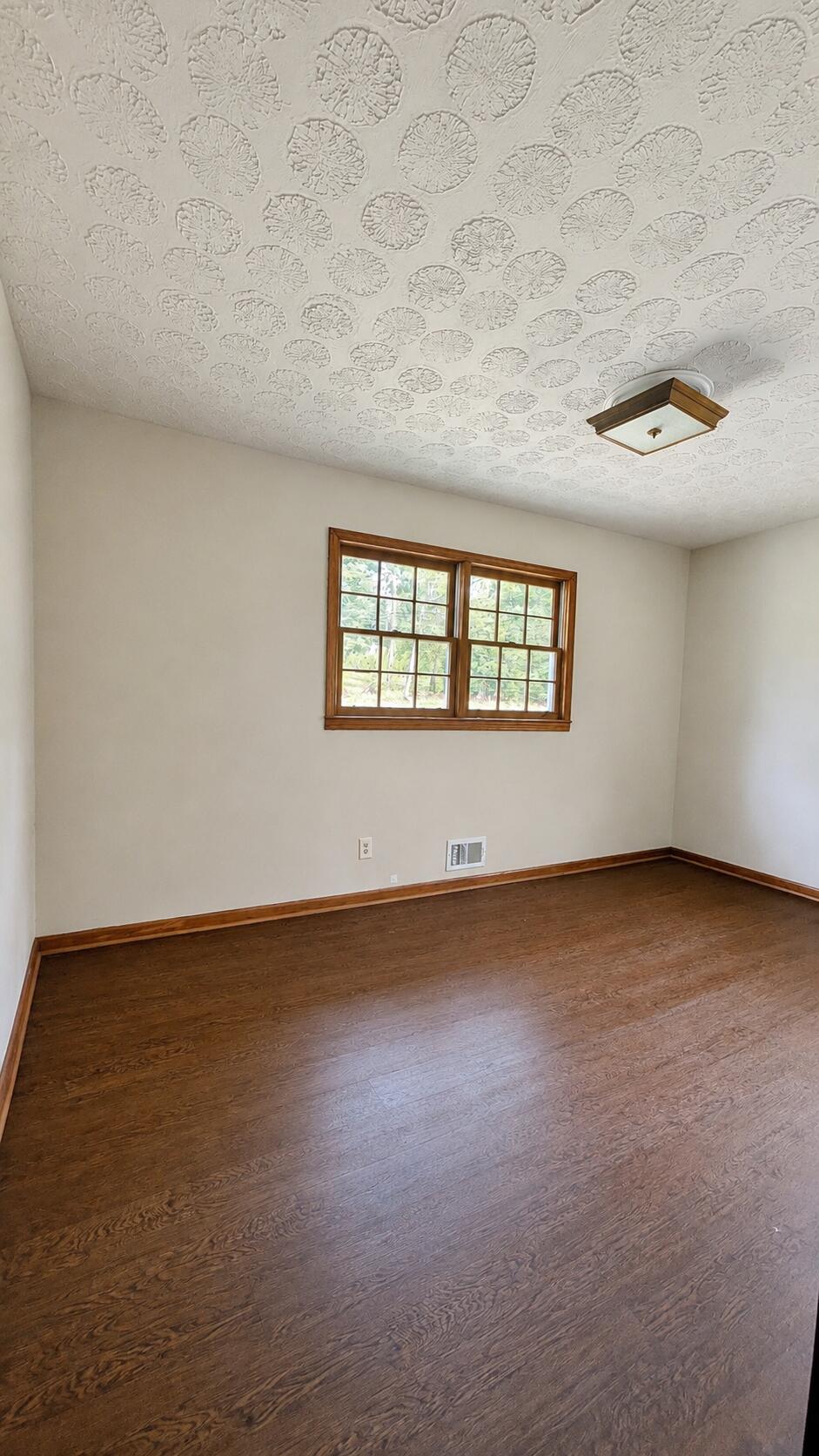 2197 Waring Road Northwest Dalton, GA 30721 - Photo 11 of 23 Secondary Bedroom