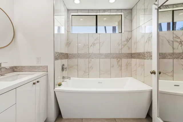 $6,000 | 1411 Via Isla, Palm Springs, CA 92264