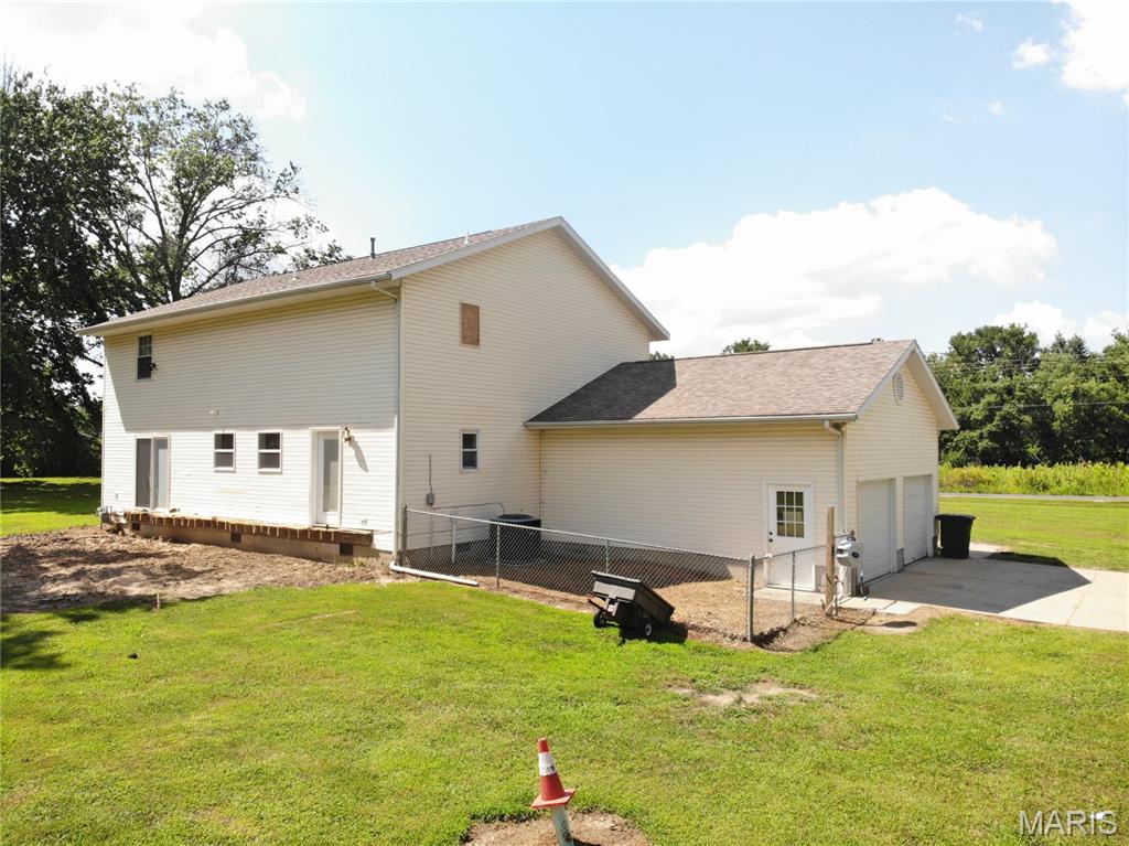 4992 Cross Road Salem, IL 62881 - Photo 7 of 30
