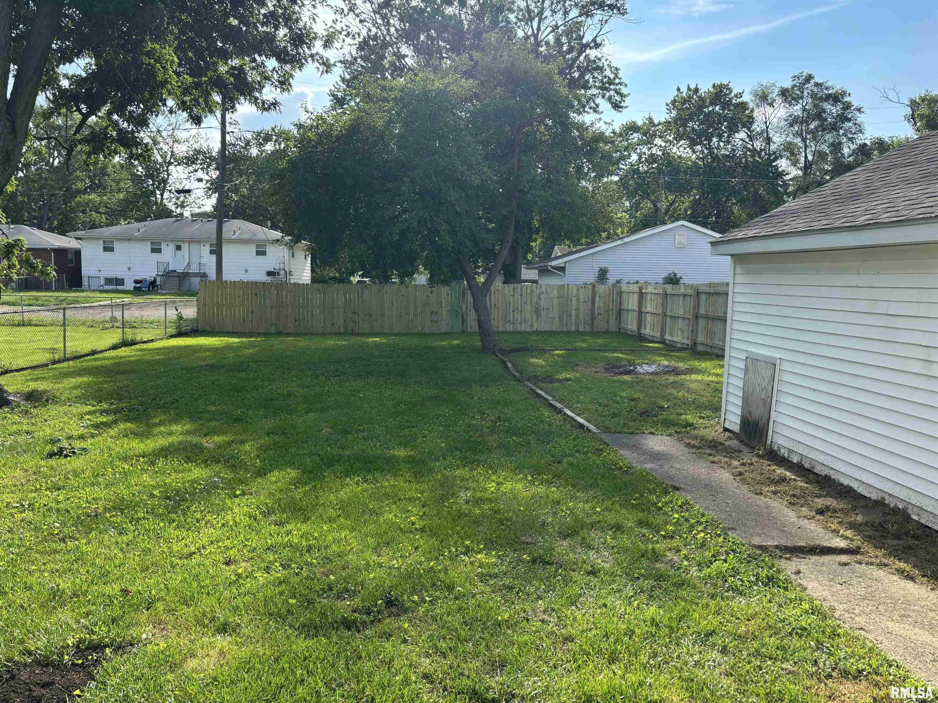 1441 North 28th Street Springfield, IL 62702 - Photo 28 of 30