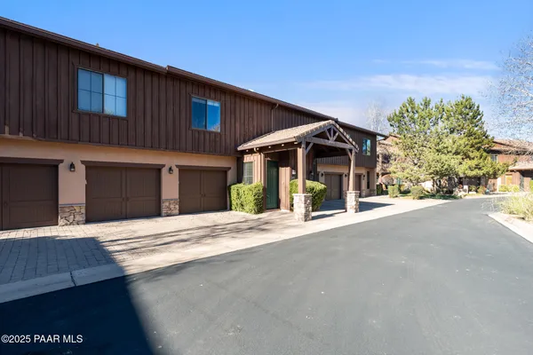 $449,000 | 1100 Deodora Lane, Unit 206, Prescott, AZ 86303