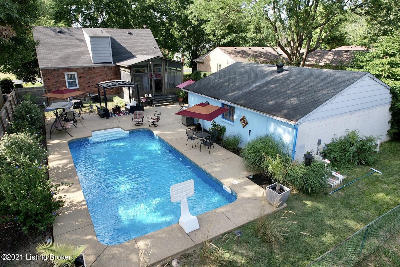 4302 Darbrook Road Louisville, KY 40207 - Photo 24 of 25 Photo Aug 21, 6 21 03 PM