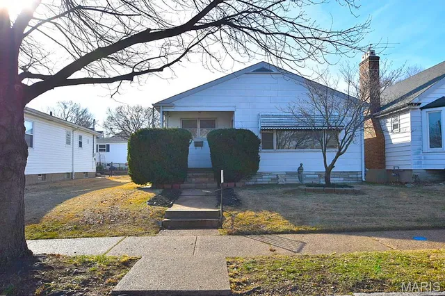 $330,000 | 5642 Wilson Avenue, St. Louis, MO 63110