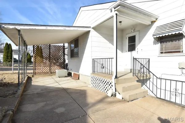 $330,000 | 5642 Wilson Avenue, St. Louis, MO 63110