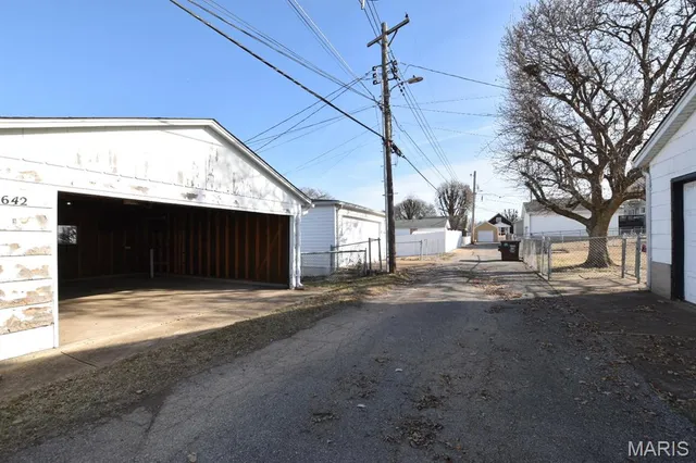 $330,000 | 5642 Wilson Avenue, St. Louis, MO 63110