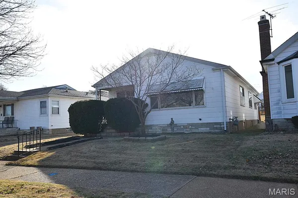 $330,000 | 5642 Wilson Avenue, St. Louis, MO 63110