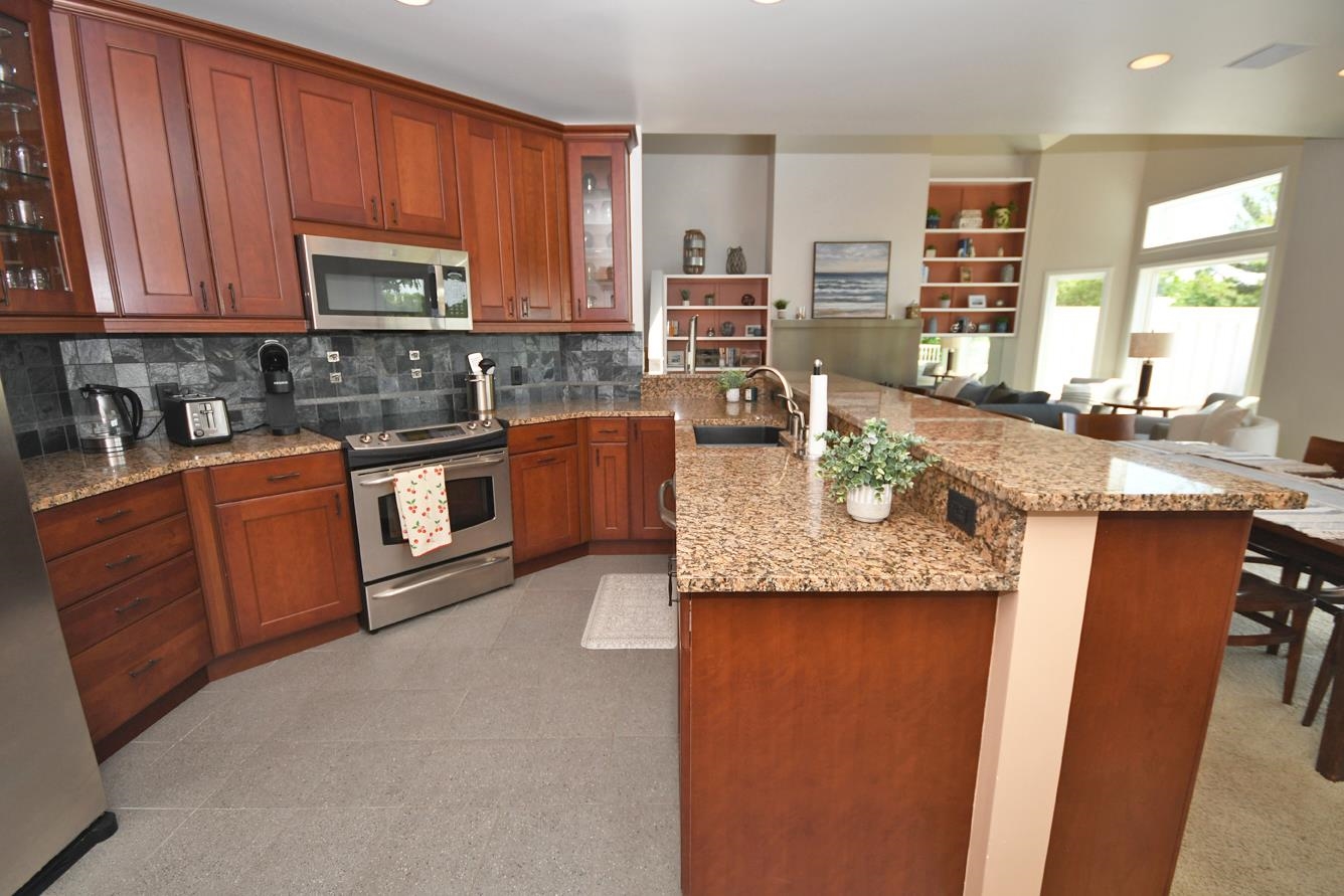 4 Chimney Ridge Maple City, MI 49664 - Photo 7 of 66