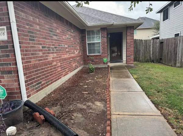 $1,850 | 10906 View Pointe Lane, Houston, TX 77034