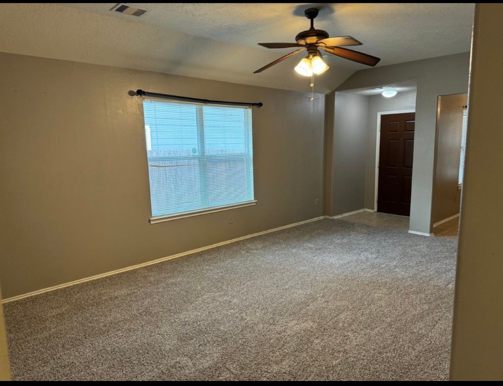 10906 View Pointe Lane Houston, TX 77034 - Photo 3 of 9