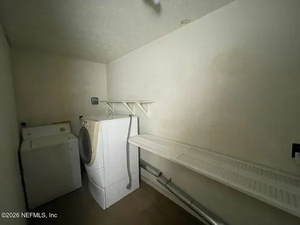 $2,600 | 231 Hopkins Street, Neptune Beach, FL 32266