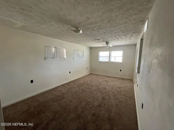 $2,600 | 231 Hopkins Street, Neptune Beach, FL 32266