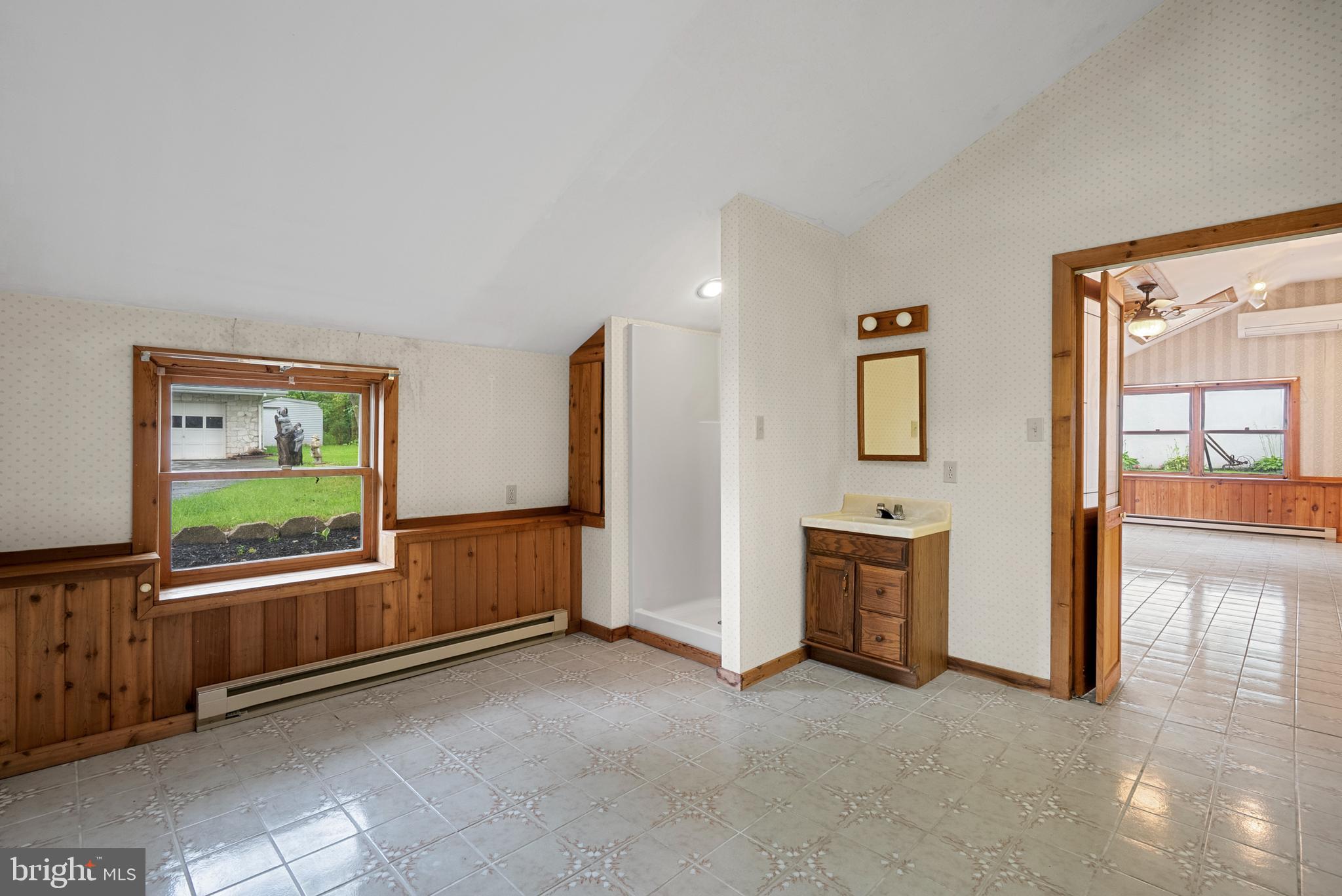 2965 Upper Ridge Road Pennsburg, PA 18073 - Photo 16 of 78