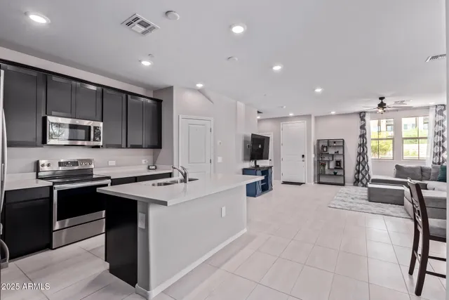 $459,000 | 2625 South Peppertree Drive, Unit 101, Gilbert, AZ 85295