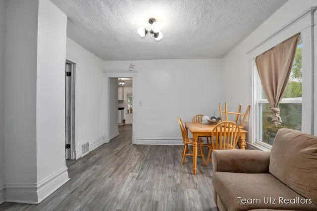 $289,900 | 29 Sutton Street Southwest, Grand Rapids, MI 49507