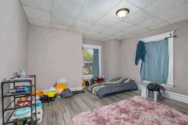 $289,900 | 29 Sutton Street Southwest, Grand Rapids, MI 49507