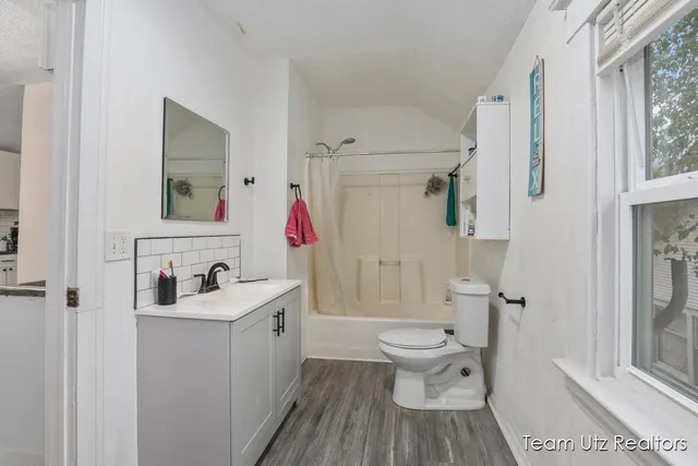 $289,900 | 29 Sutton Street Southwest, Grand Rapids, MI 49507