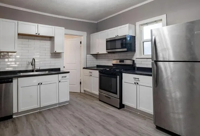 $289,900 | 29 Sutton Street Southwest, Grand Rapids, MI 49507