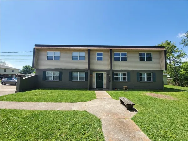 $995 | 116 Zeta Street, Unit D, Belle Chasse, LA 70037