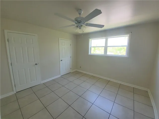 $995 | 116 Zeta Street, Unit D, Belle Chasse, LA 70037