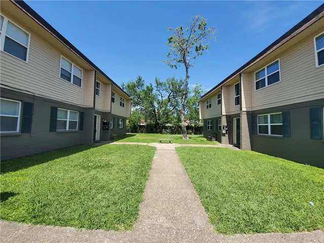 $995 | 116 Zeta Street, Unit D, Belle Chasse, LA 70037