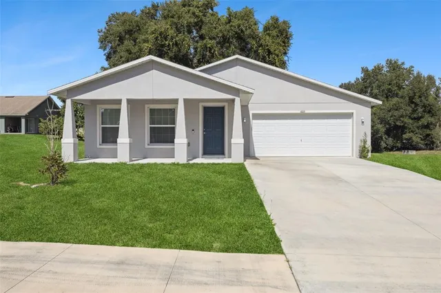 $300,000 | 1605 Mayaro Court, Mascotte, FL 34753