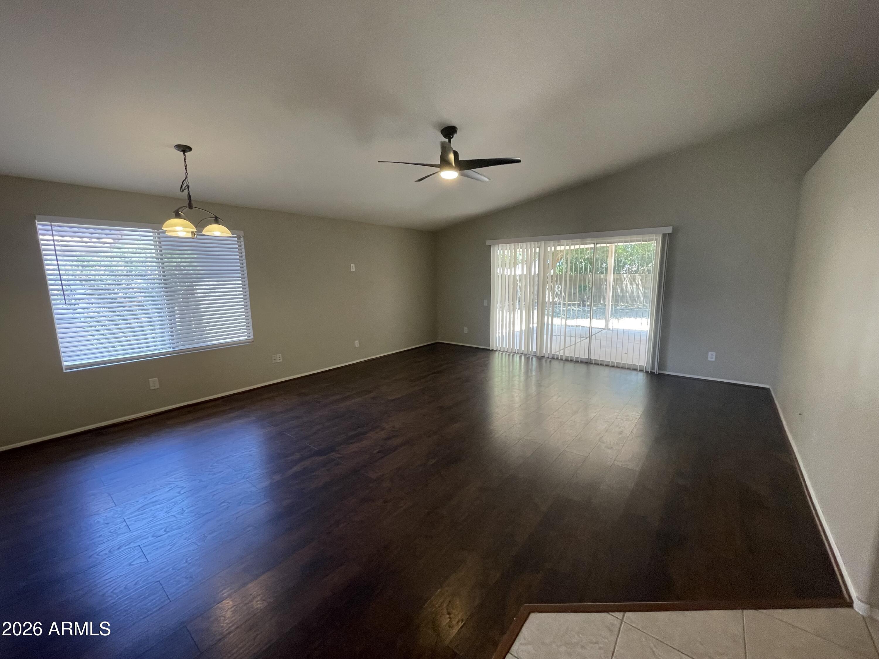 706 South Golden Key Street Gilbert, AZ 85233 - Photo 3 of 6