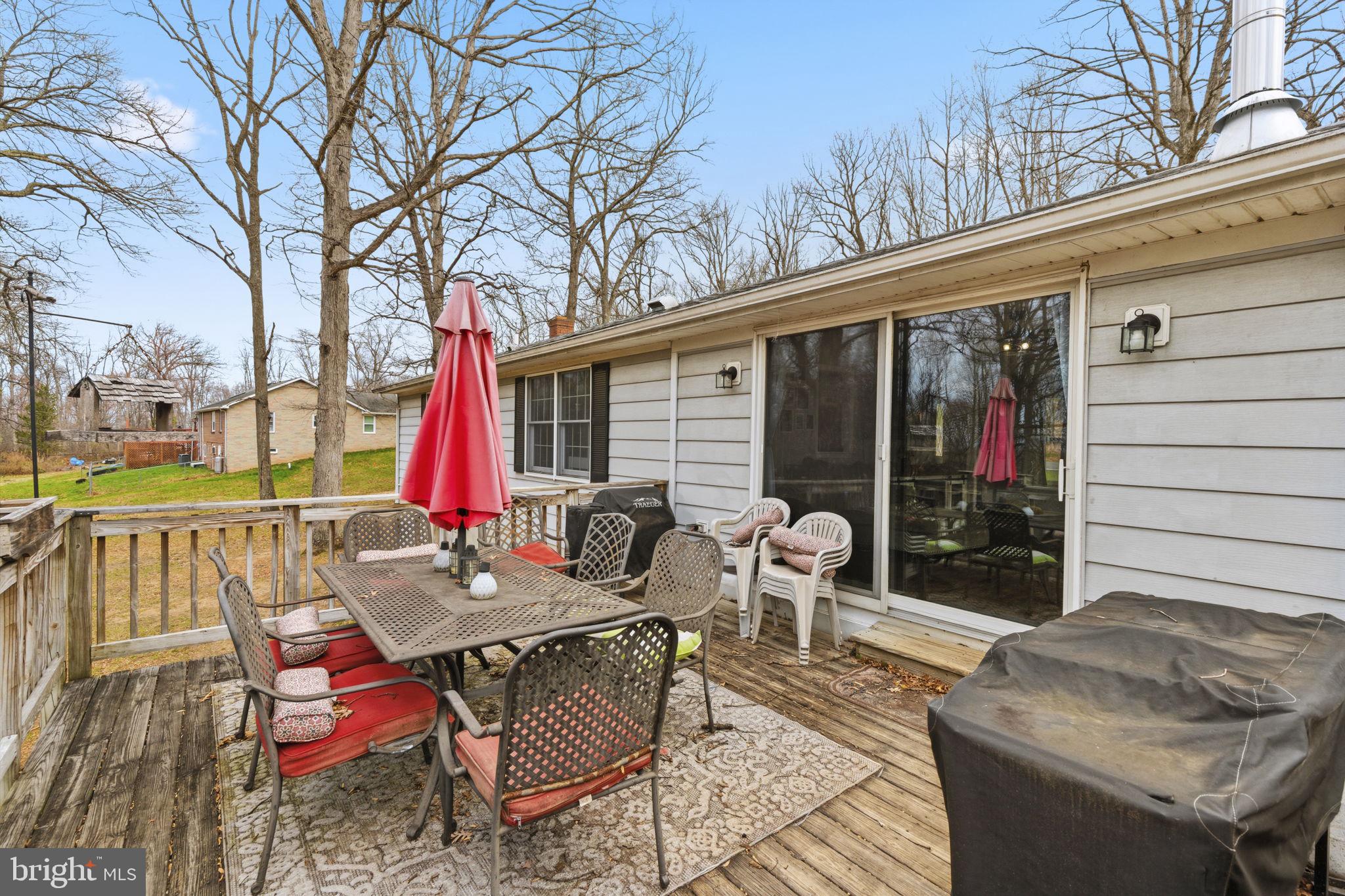 11910 Warner Road Keymar, MD 21757 - Photo 29 of 51 a view of deck with furniture