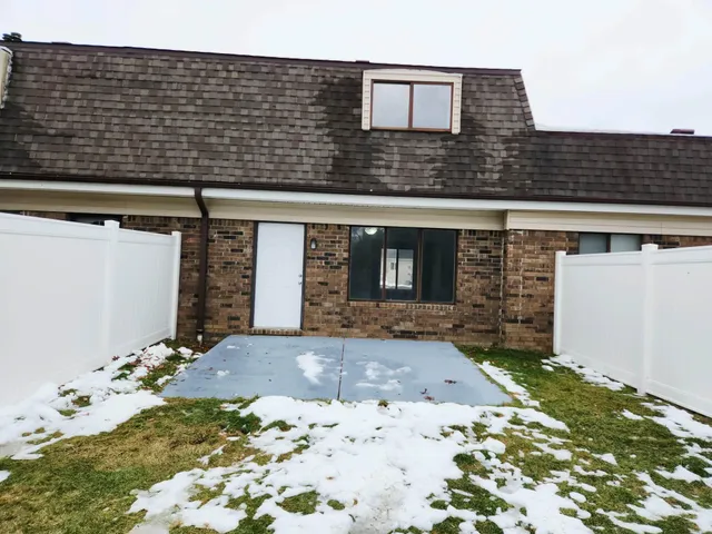 $130,000 | 1955 Westbrook Drive, Jackson, MI 49201