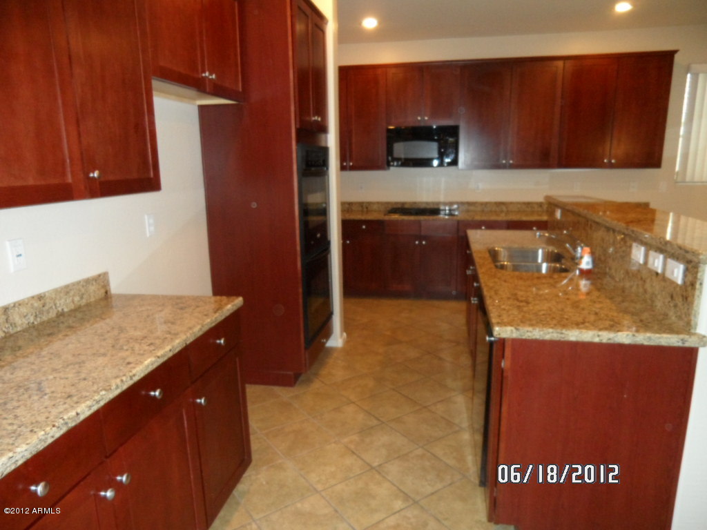 3525 East Harwell Road Gilbert, AZ 85234 - Photo 7 of 24 085