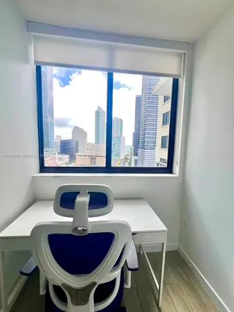 $4,650 | 999 Southwest 1st Avenue, Unit 1807, Miami, FL 33130