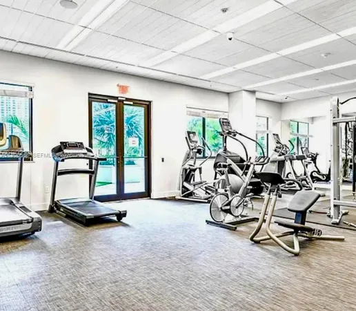 $4,650 | 999 Southwest 1st Avenue, Unit 1807, Miami, FL 33130