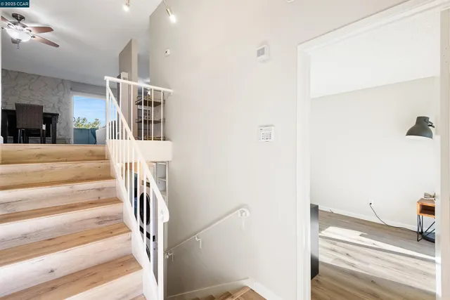 a view of entryway and hall