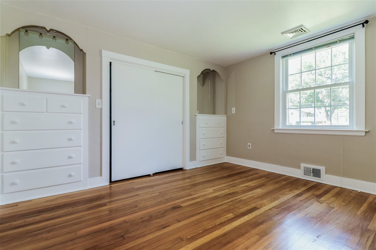 7 Riverside Drive Dover, NH 03820 - Photo 8 of 20