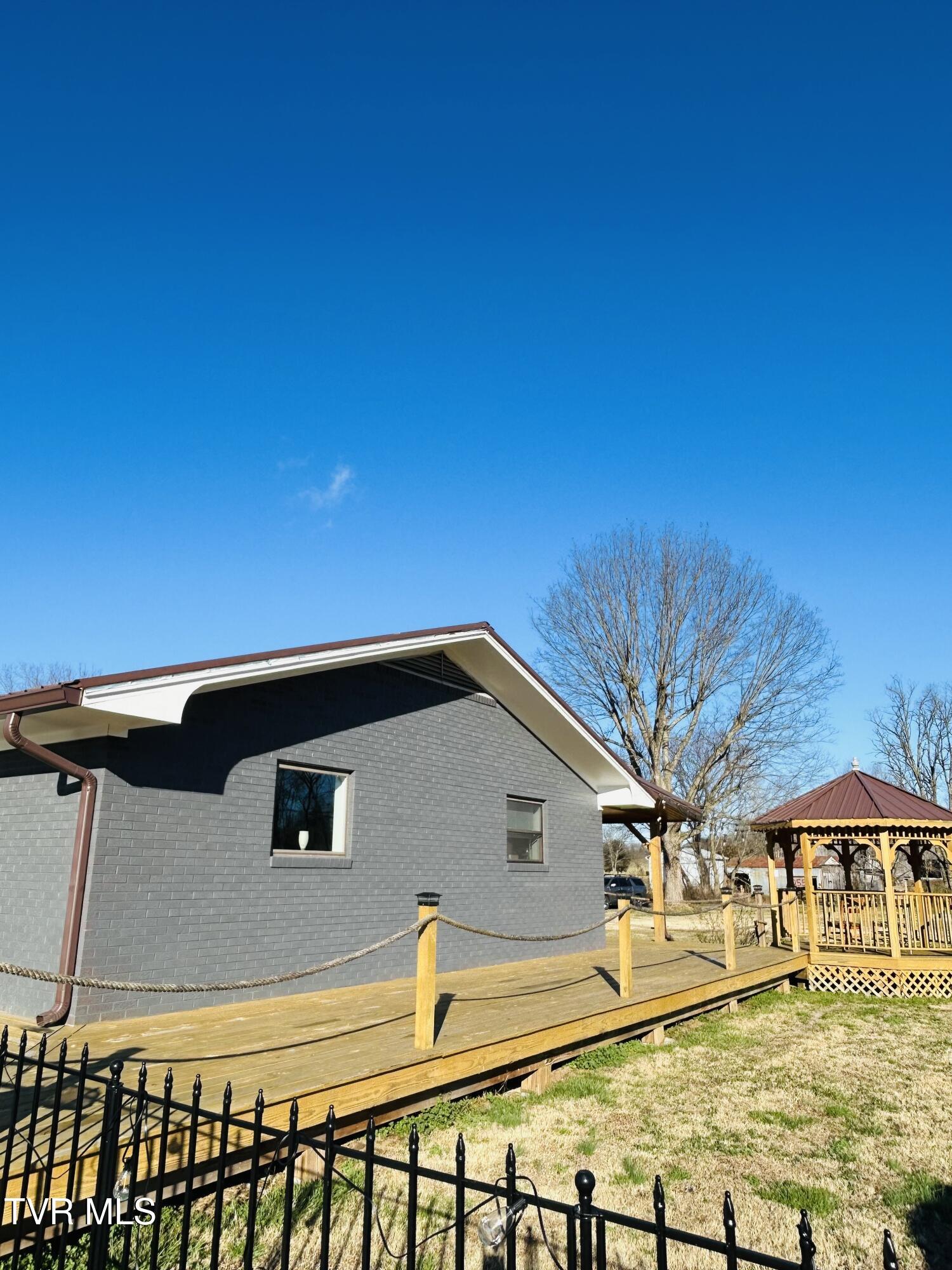 220 Pleasant Hill Road Chuckey, TN 37641 - Photo 15 of 63 IMG_1229