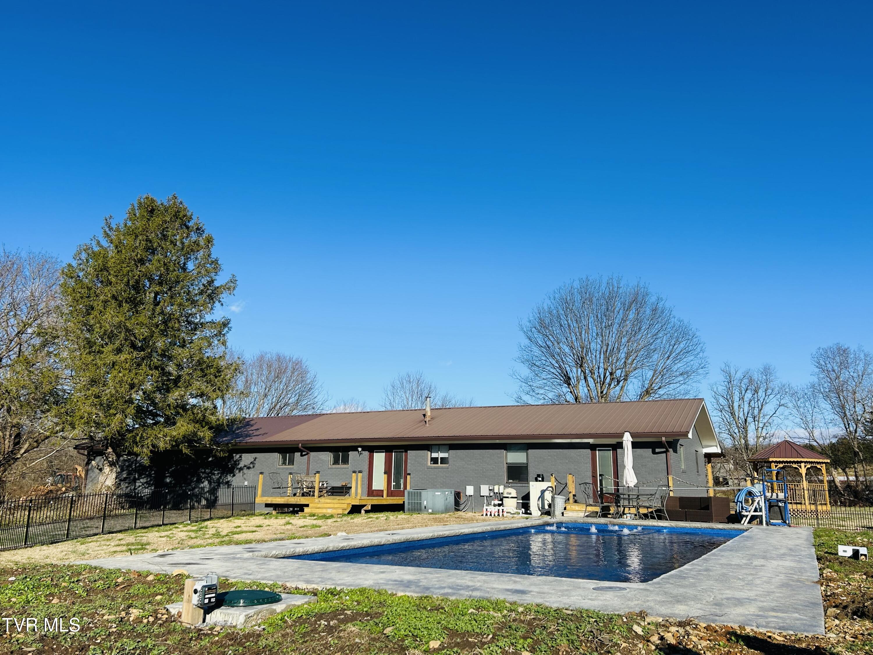 220 Pleasant Hill Road Chuckey, TN 37641 - Photo 17 of 63 IMG_1226