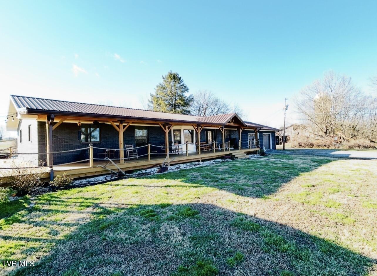 220 Pleasant Hill Road Chuckey, TN 37641 - Photo 2 of 48 IMG_2190