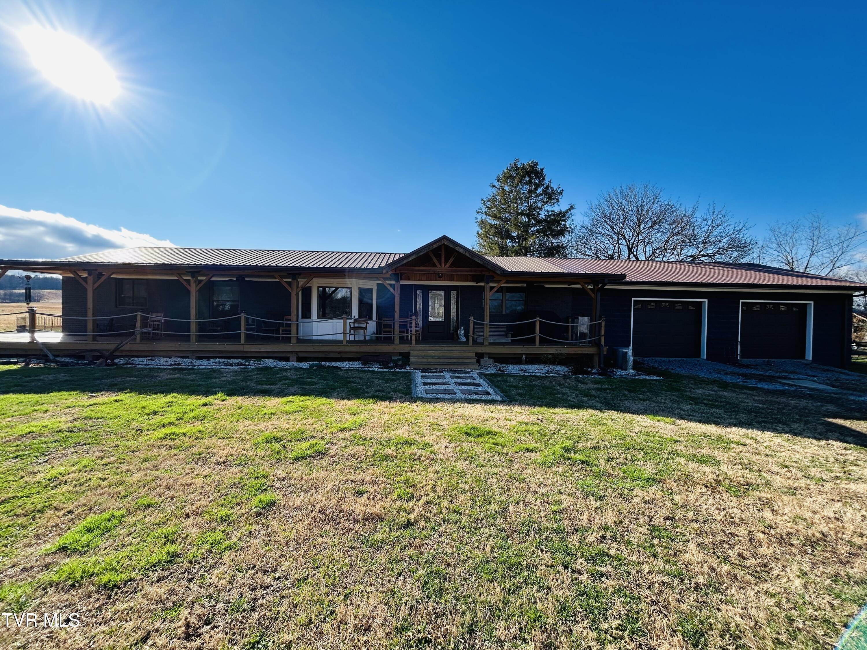 220 Pleasant Hill Road Chuckey, TN 37641 - Photo 10 of 63 IMG_1165