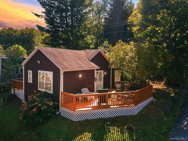 $130,000 | 1192 Highway 52, Unit 21, Loch Sheldrake, NY 12759