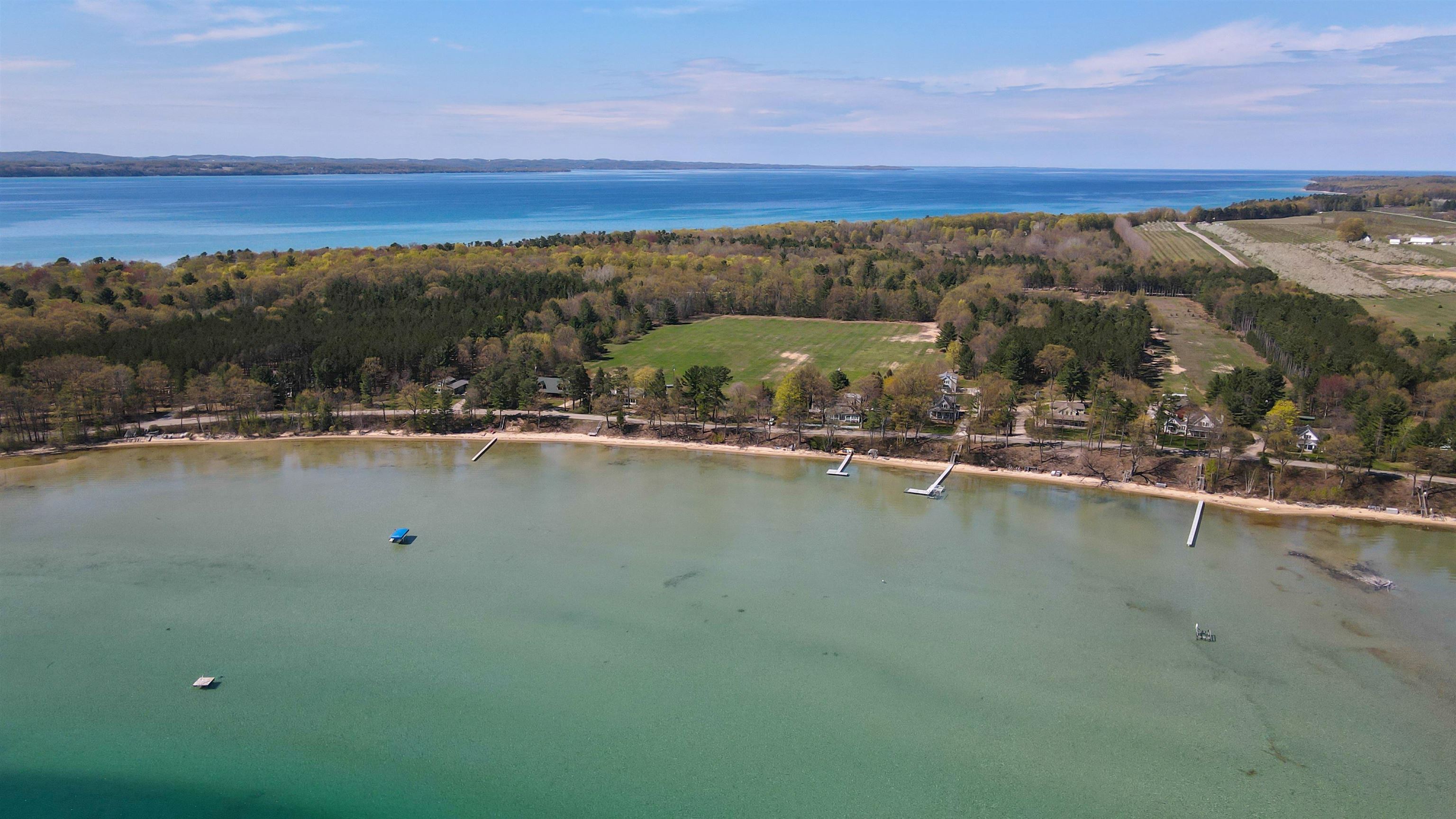 Vac Estate Neahtawanta Road Traverse City, MI 49686 - Photo 18 of 23 1913933-18.JPG