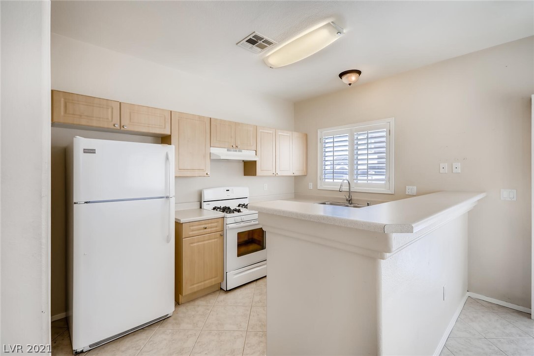 8767 Roping Rodeo Avenue, Unit 102 Las Vegas, NV 89178 - Photo 10 of 27