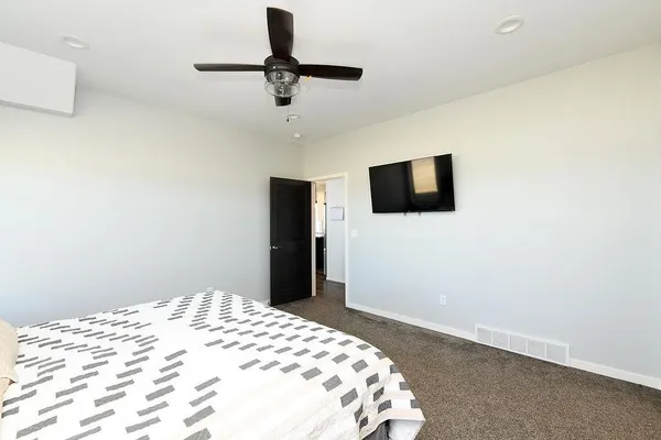 $649,900 | 16335 55th Street Southeast, Kindred, ND 58051