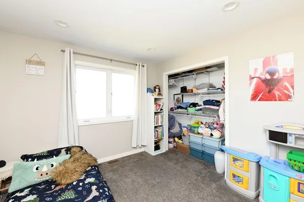 $649,900 | 16335 55th Street Southeast, Kindred, ND 58051