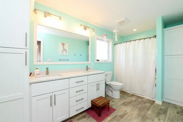 $649,900 | 16335 55th Street Southeast, Kindred, ND 58051