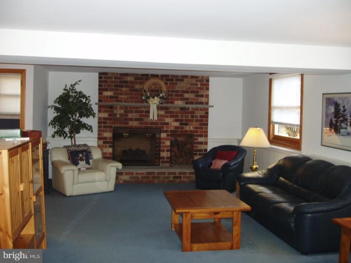 509 Warren Road West Chester, PA 19382 - Photo 11 of 25 Family Room