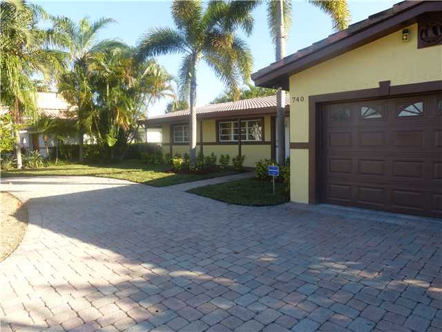 740 Northeast 69th Street Boca Raton, FL 33487 - Photo 1 of 6 Primary Photo