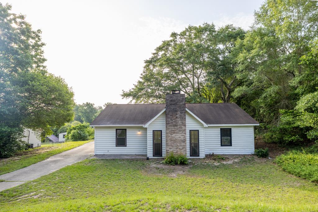 427 Lee Road Phenix City, AL 36870 - Photo 1 of 20