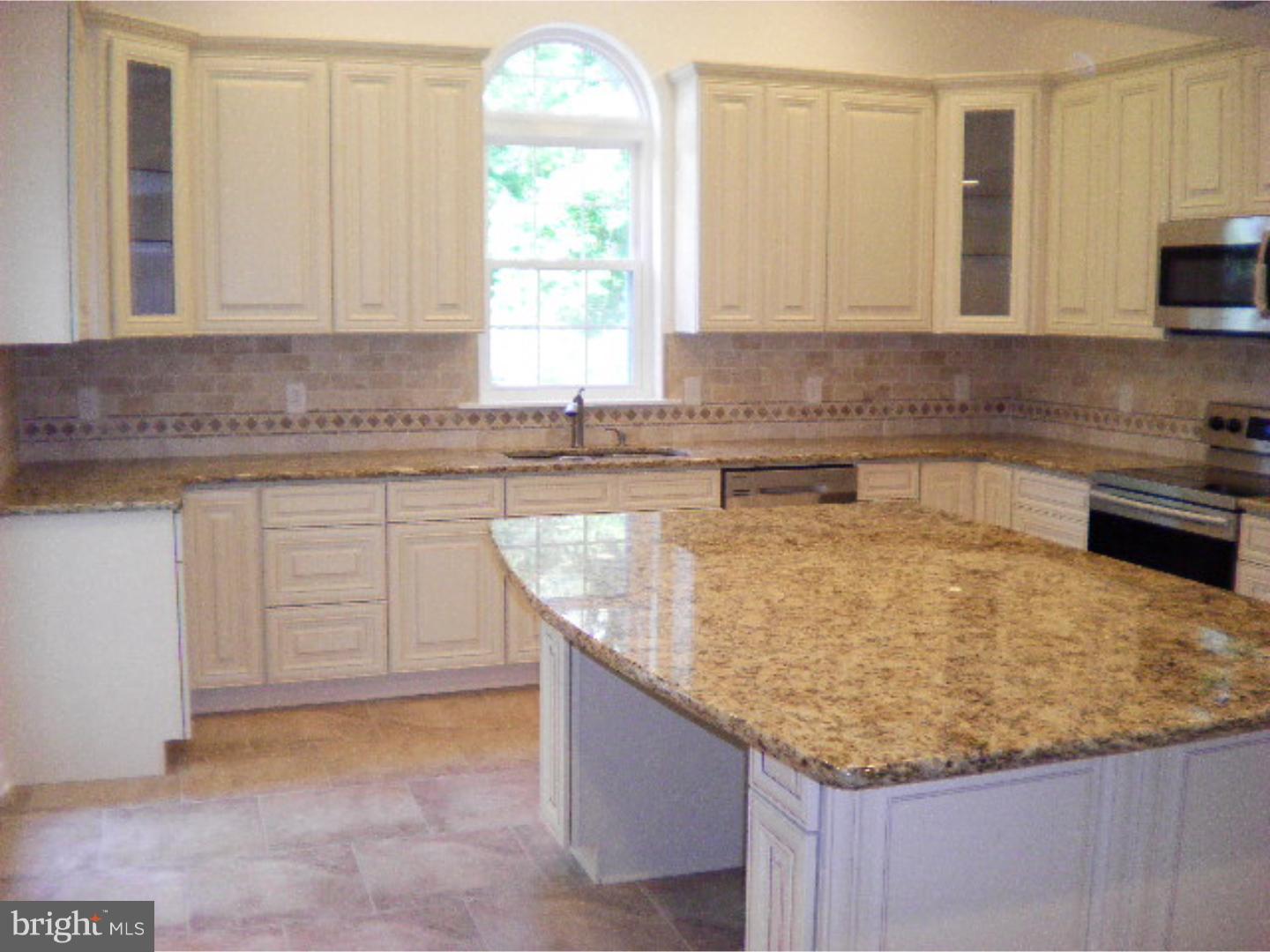209 Allen Drive Exton, PA 19341 - Photo 5 of 23 Gallery Image 5